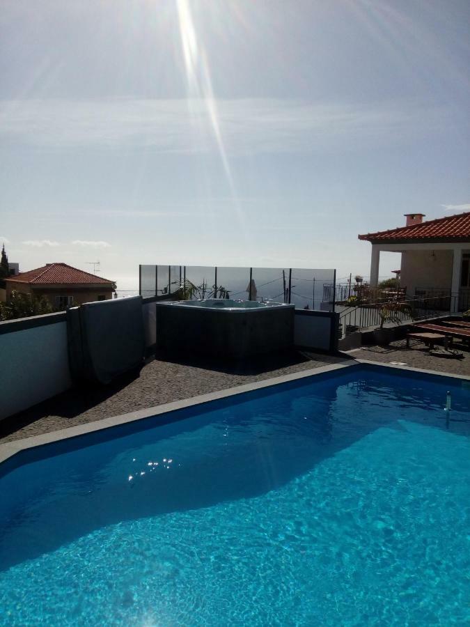 casa agapanthe piscine et vue mer Estreito Da Calheta Esterno foto